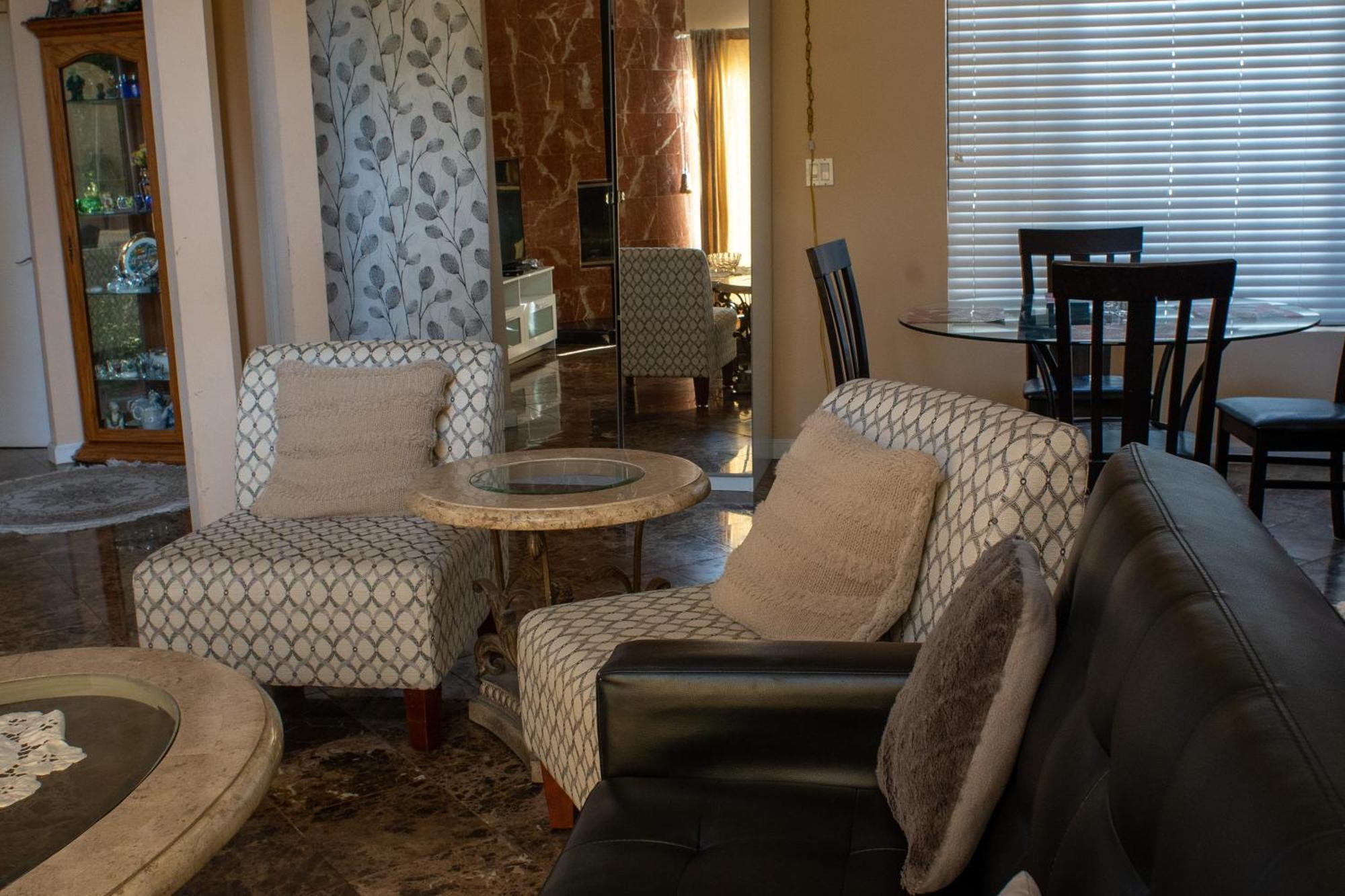 Large Luxury Studio With View In Santa Monica Bagian luar foto